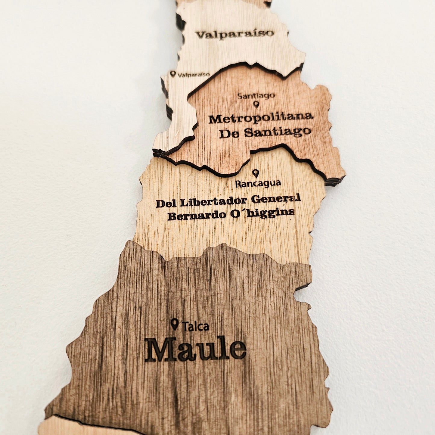 Mapa de chile 3d 180 cm color tierra